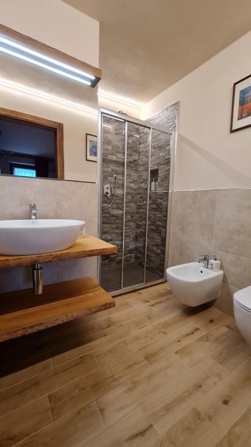 Casa Margherita Chambres D'Hotes & Spa Challand-Saint-Anselme ภายนอก รูปภาพ